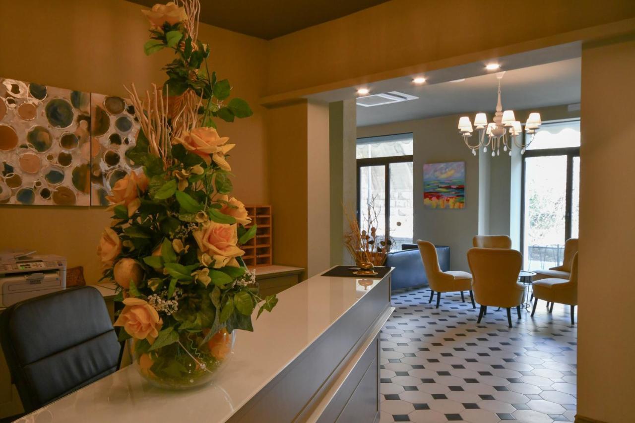 מונליה Hotel Residence Paradiso מראה חיצוני תמונה